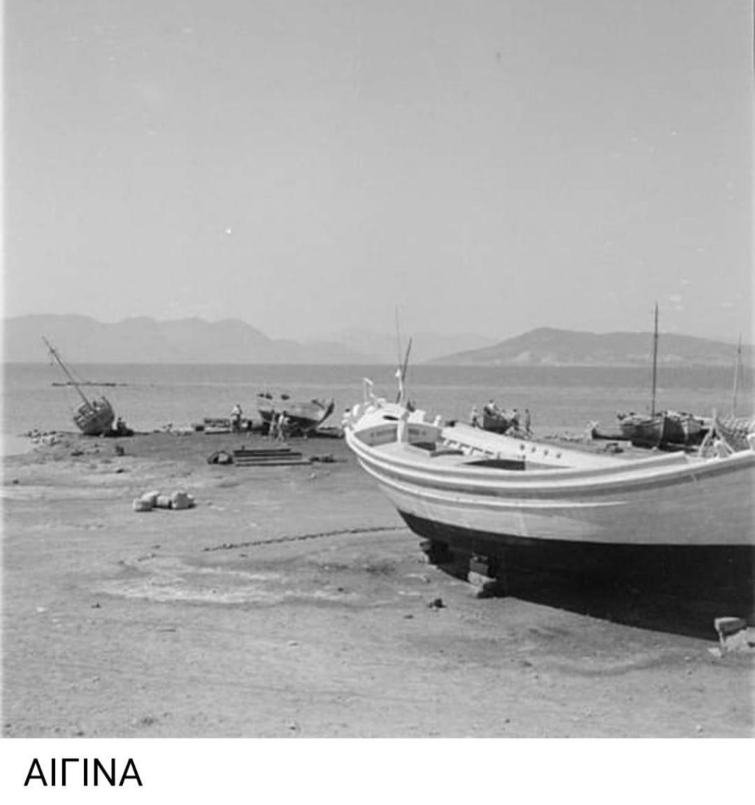 Central Suites Aegina 2 المظهر الخارجي الصورة