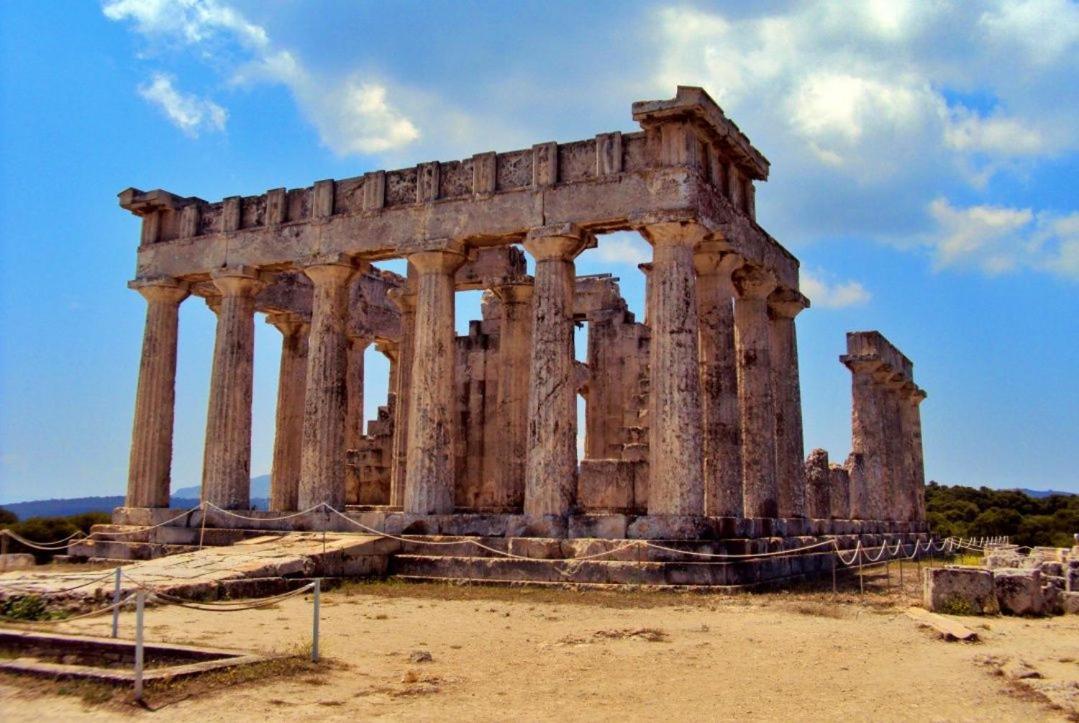 Central Suites Aegina 2 المظهر الخارجي الصورة